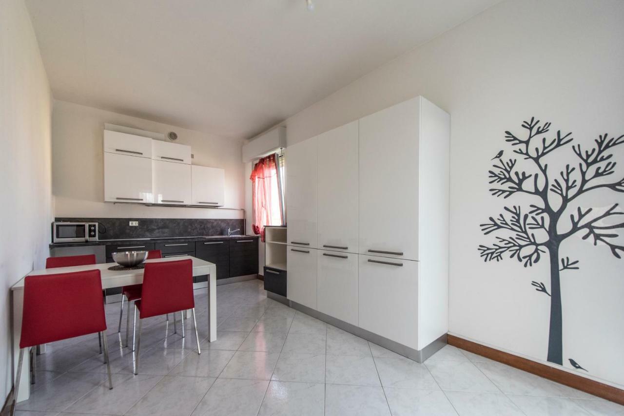 La Casa Rosa Apartment Sirmione Ngoại thất bức ảnh